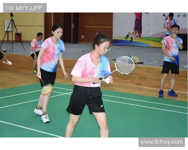 专访羽毛球女将周丽揭秘成功背后的努力与坚持之路 专访羽毛球女将周丽揭秘成功背后的努力与坚持之路